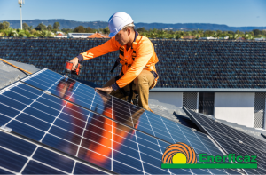Instalación de paneles solares en Alicante con ayudas 2025